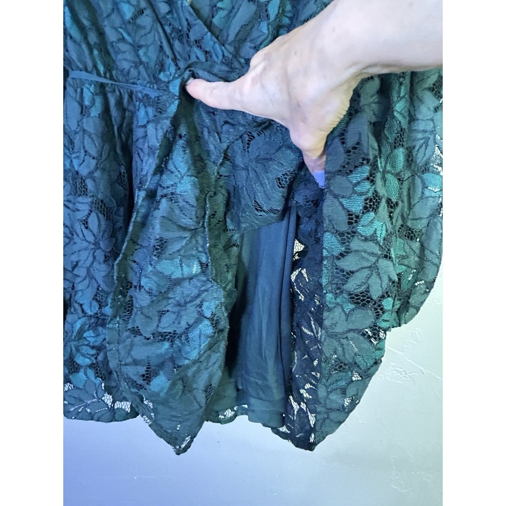 Here Comes The Sun Maddox Fit & Flare Long Sleeve Romper Green Floral Lace Small - Picture 5 of 13
